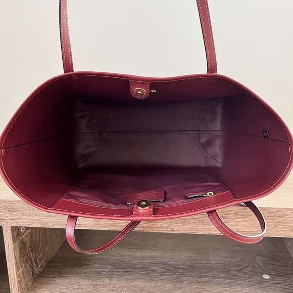 COACH UNICORN CITY SIGNATURE CANVAS TOTE - Picture 5 of 8